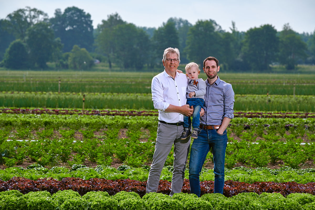 Michael Radau, Luca Radau auf dem Biohof Elfrich