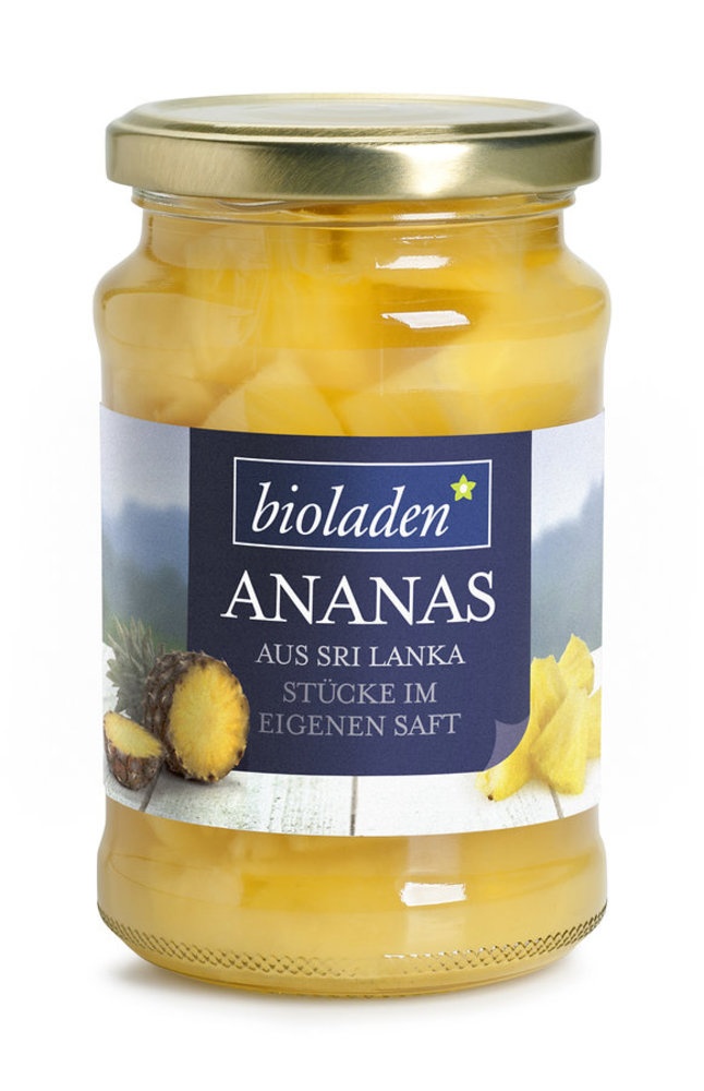 b* Ananasstücke im eigenen Saft