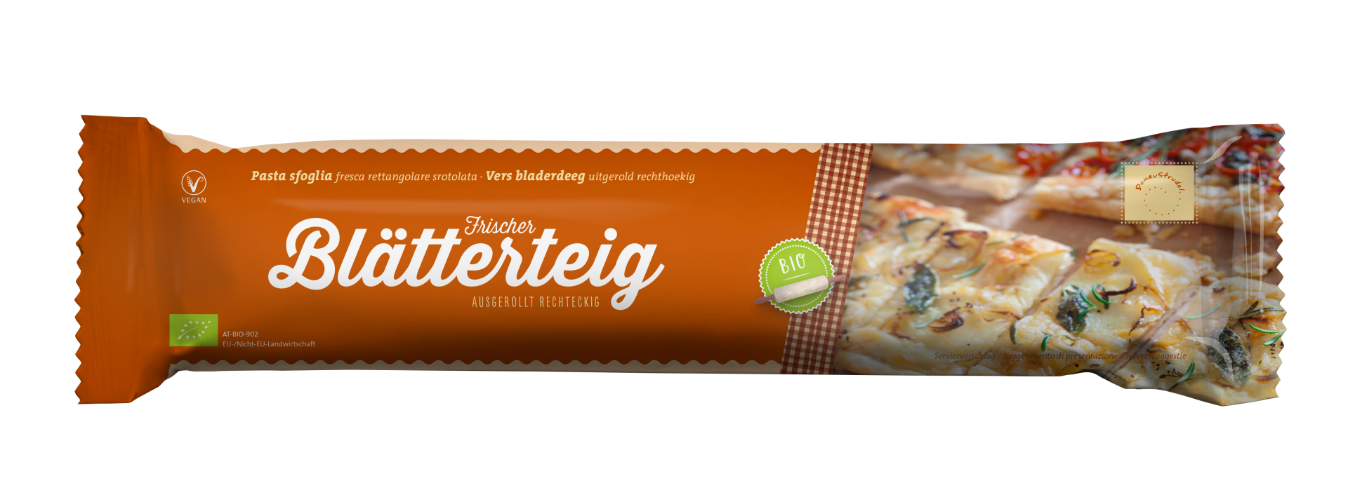 Blätterteig, frisch auf Backpapier